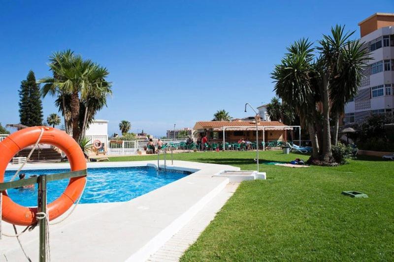 Studio With Sea Views In Torremolinos Appartement Buitenkant foto